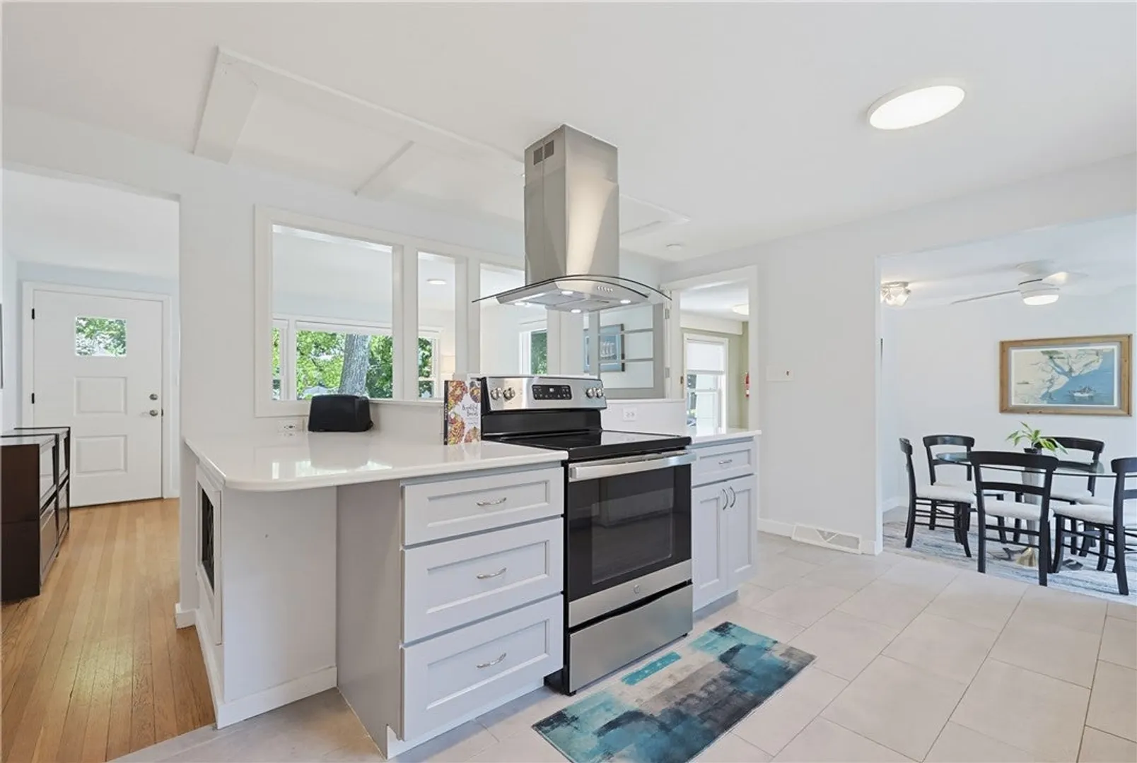 15 Austin Drive Photo 3