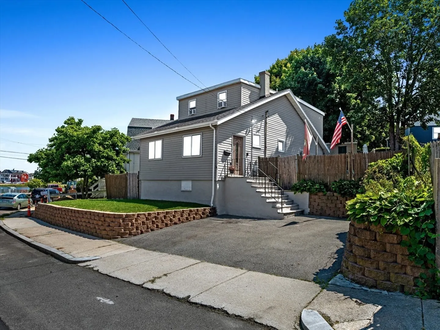 97 Triton Ave Photo 1