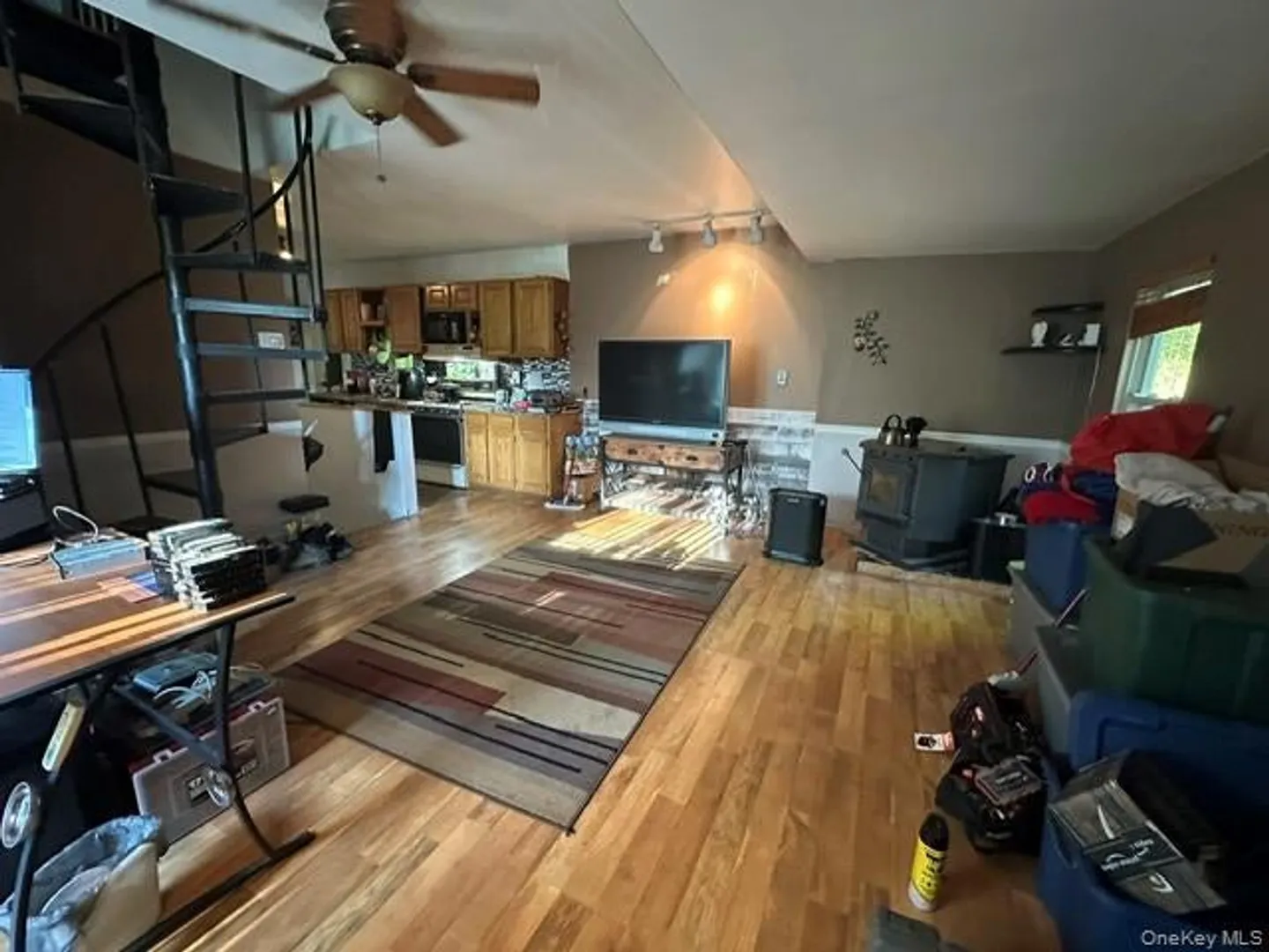 161 4th Avenue Photo 3
