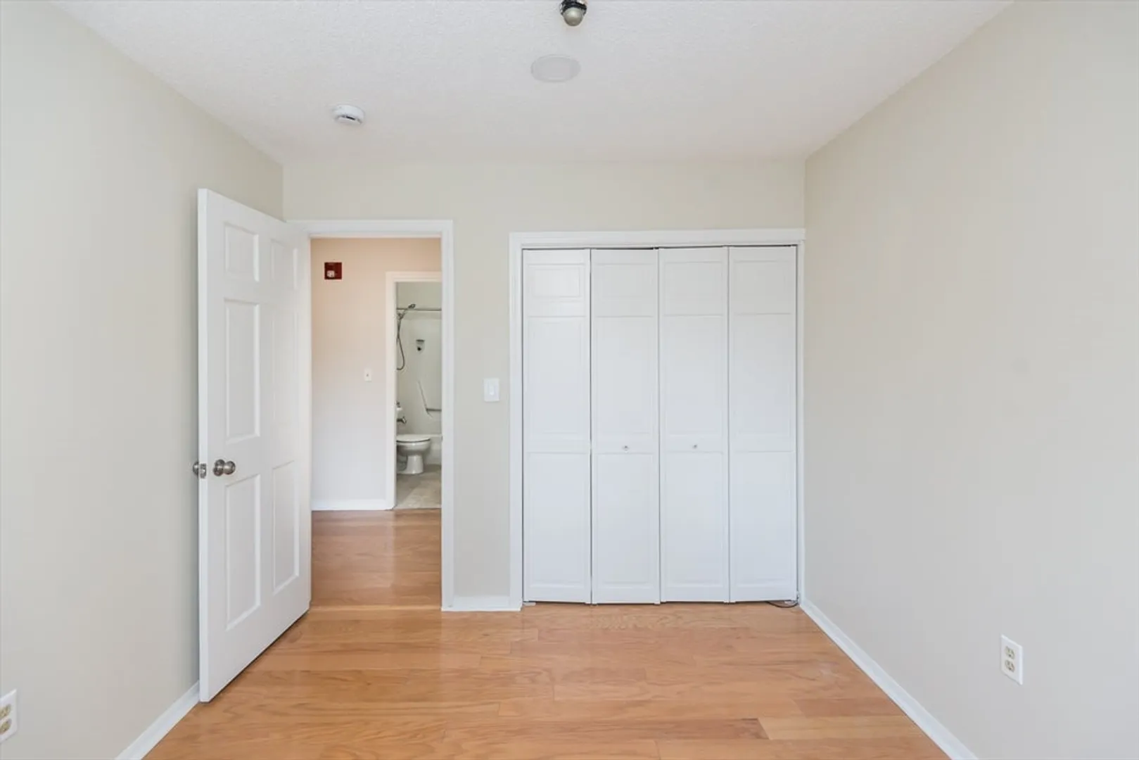 468 Island St #468 Photo 21