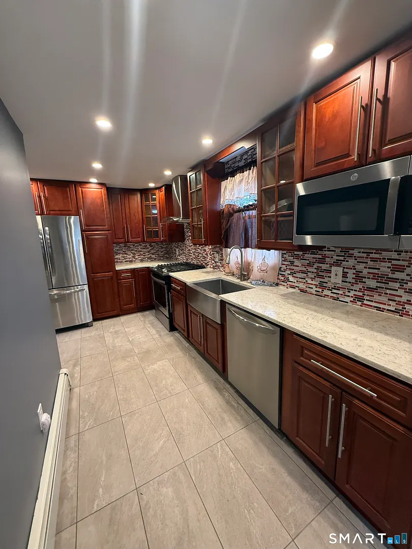 Stamford Rental Photo 2