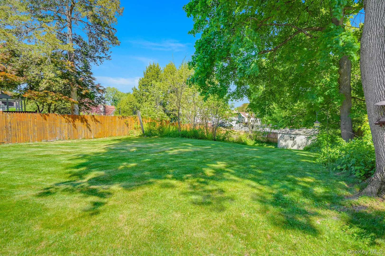 4 Crestwood Boulevard Photo 18