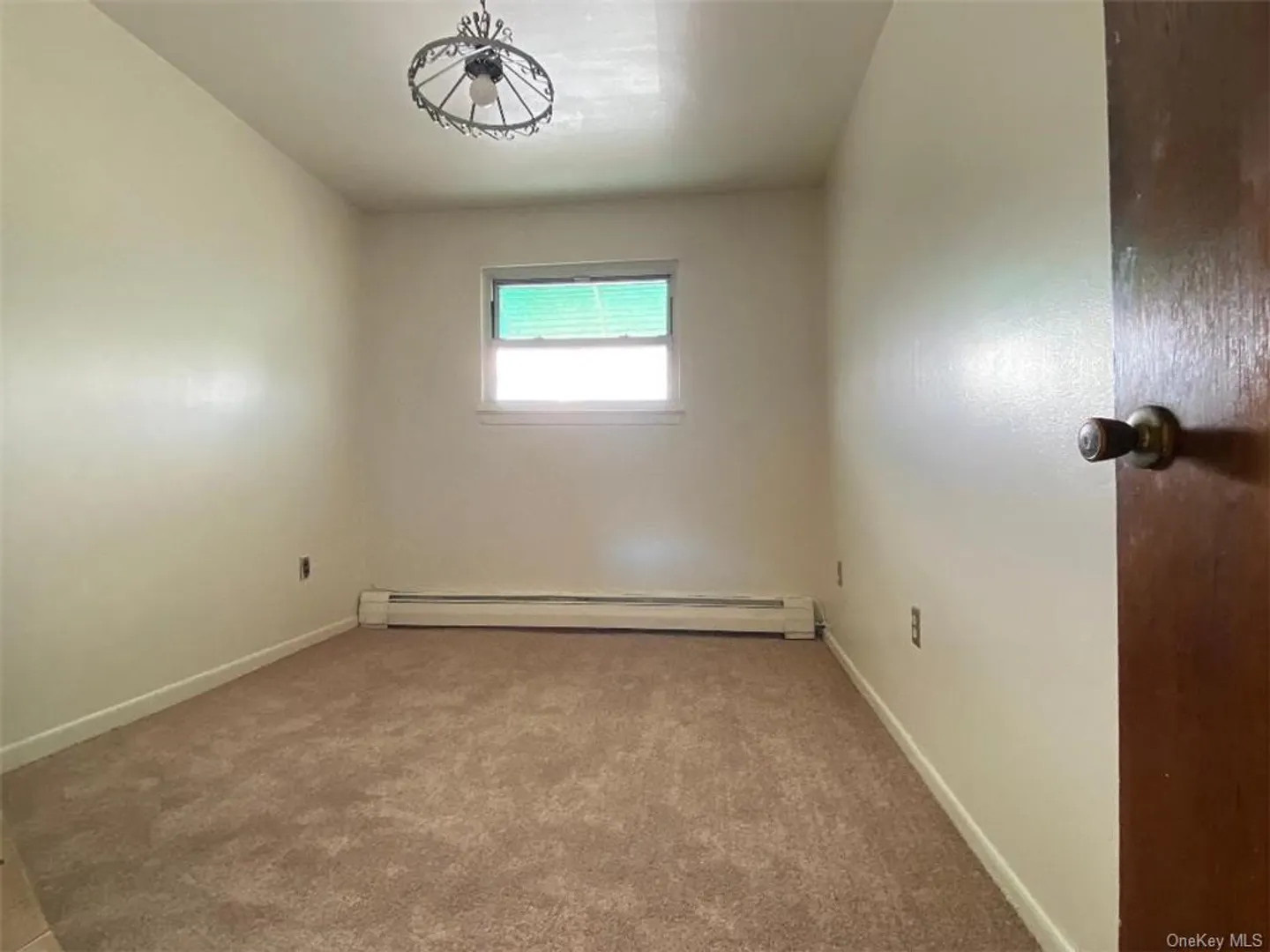 1779 Edenwald Avenue Photo 6