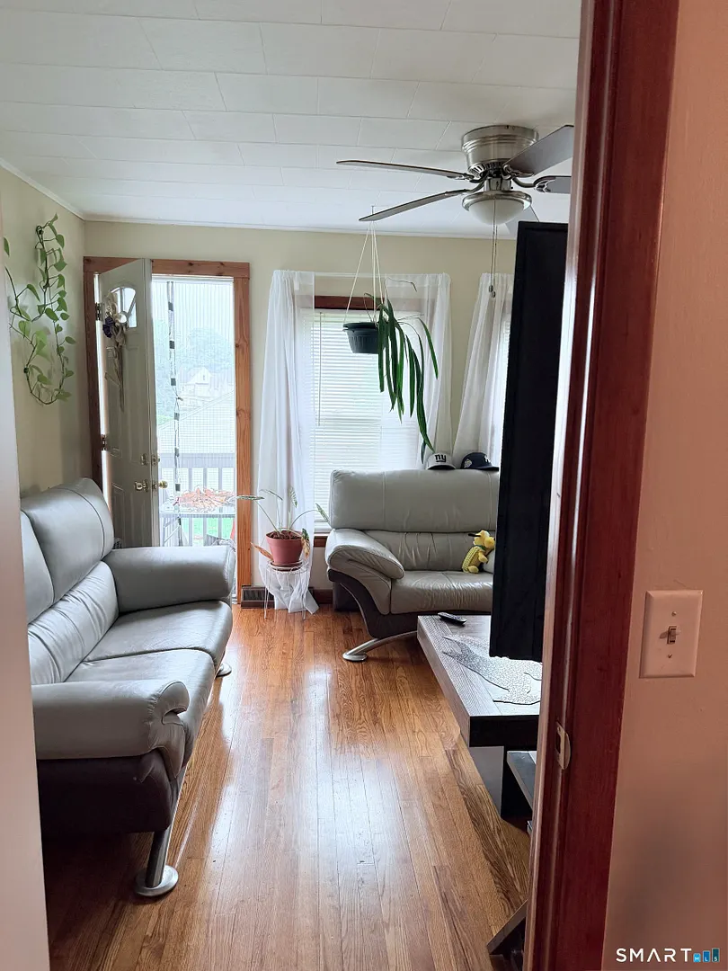 49 Chappell Street Photo 6