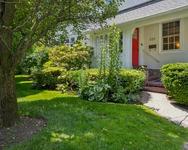 221 Highbrook Avenue