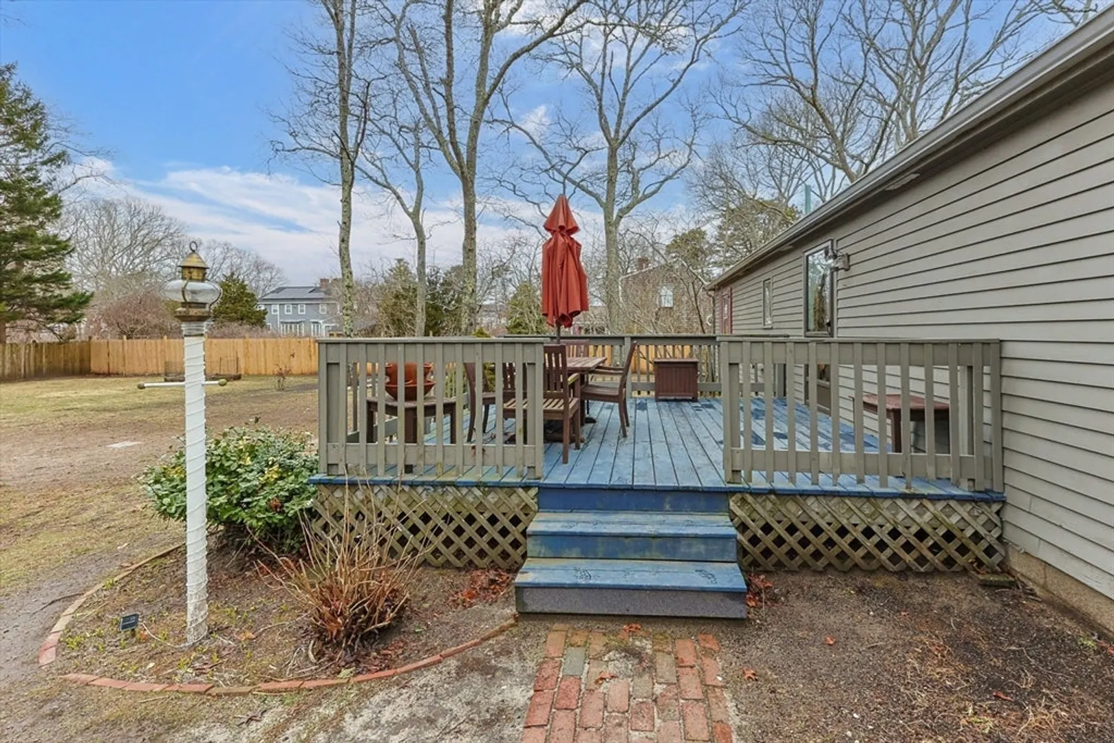 11 Clara St Photo 25