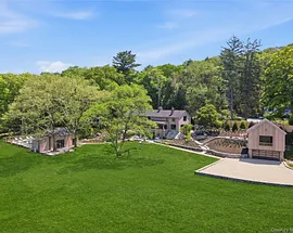 39 Old Snake Hill Road