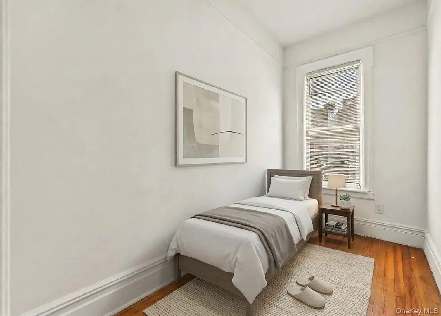 2459 Hoffman Street Photo 16