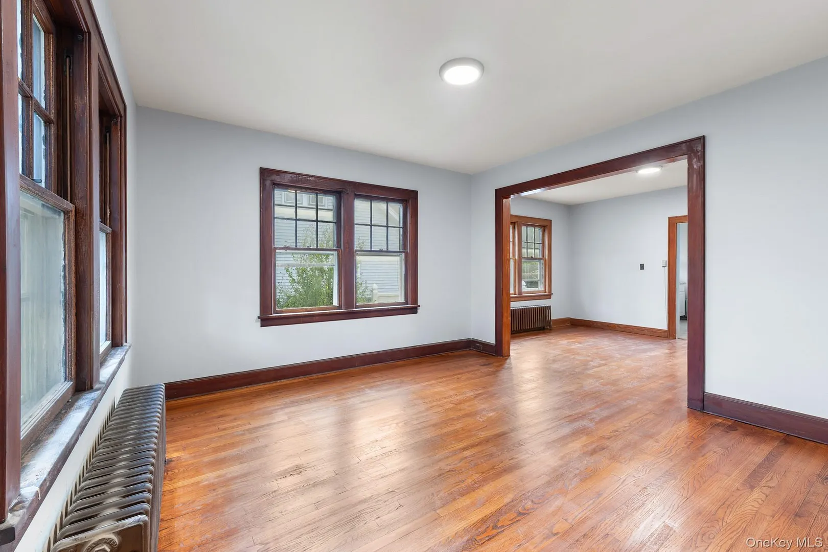 16 Oak Terrace Photo 4