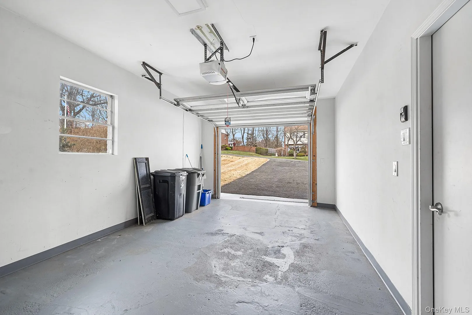 9 Sunrise Terrace Photo 36