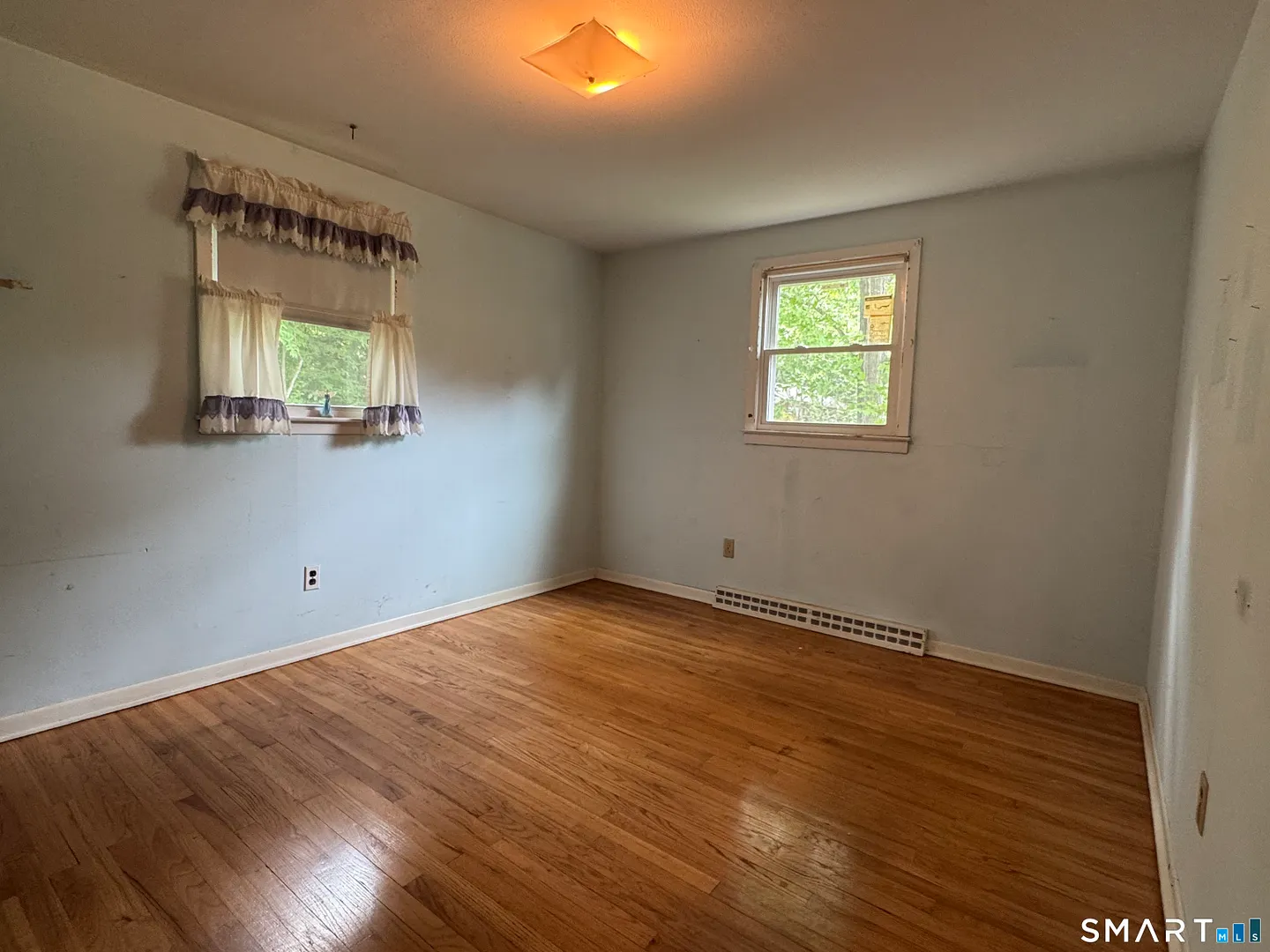 665 Bradley Street Photo 14