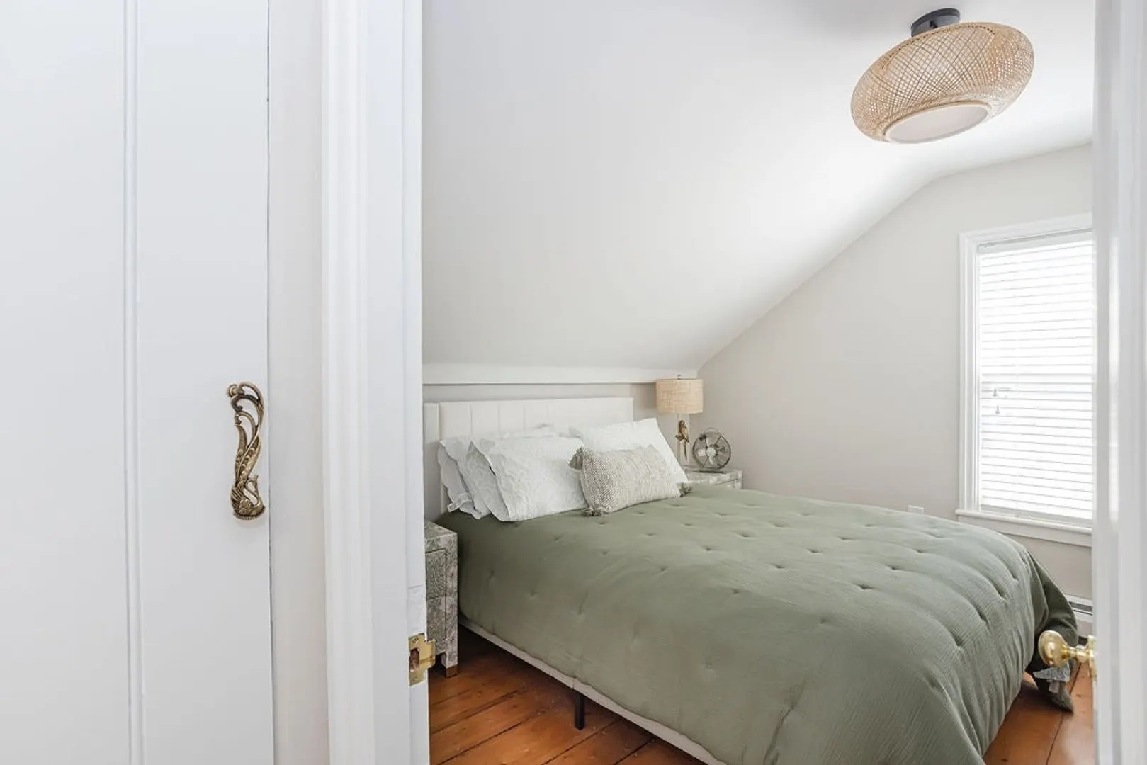43 Poplar Street Photo 32