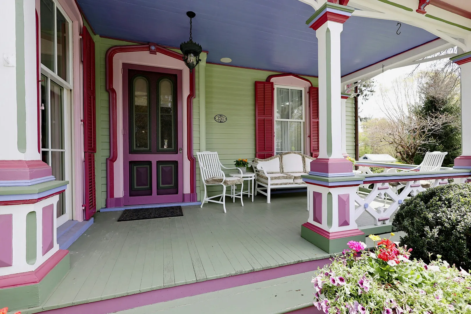 250 Main Street Photo 6