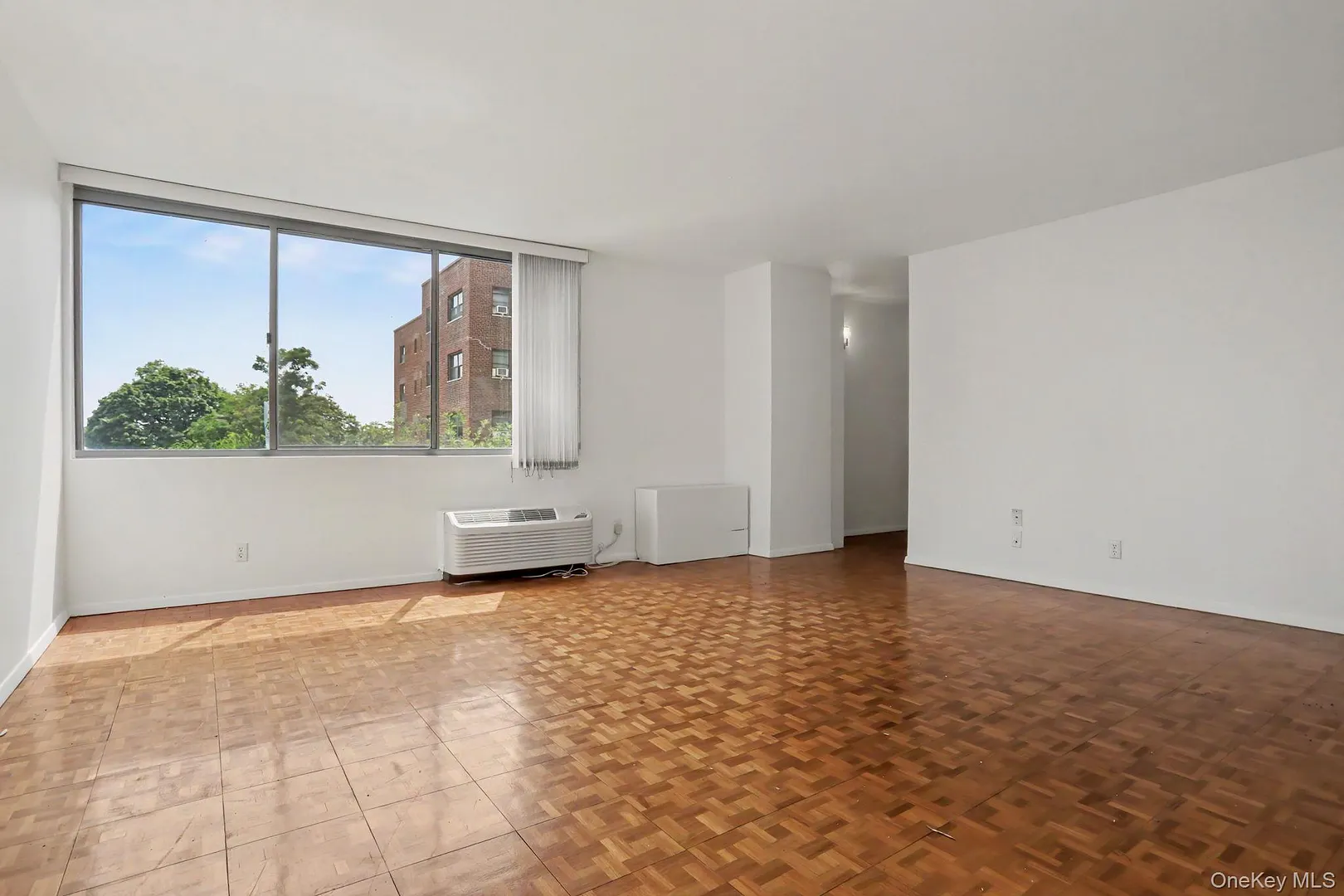 18 Shady Glen Court  #403 Photo 11