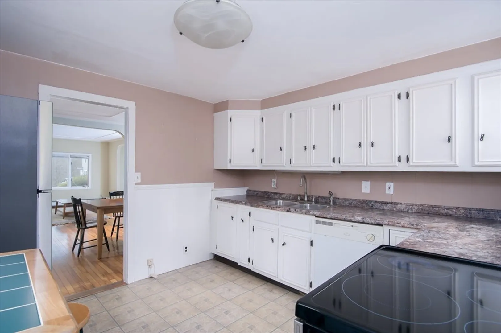 39 Bancroft St Photo 10
