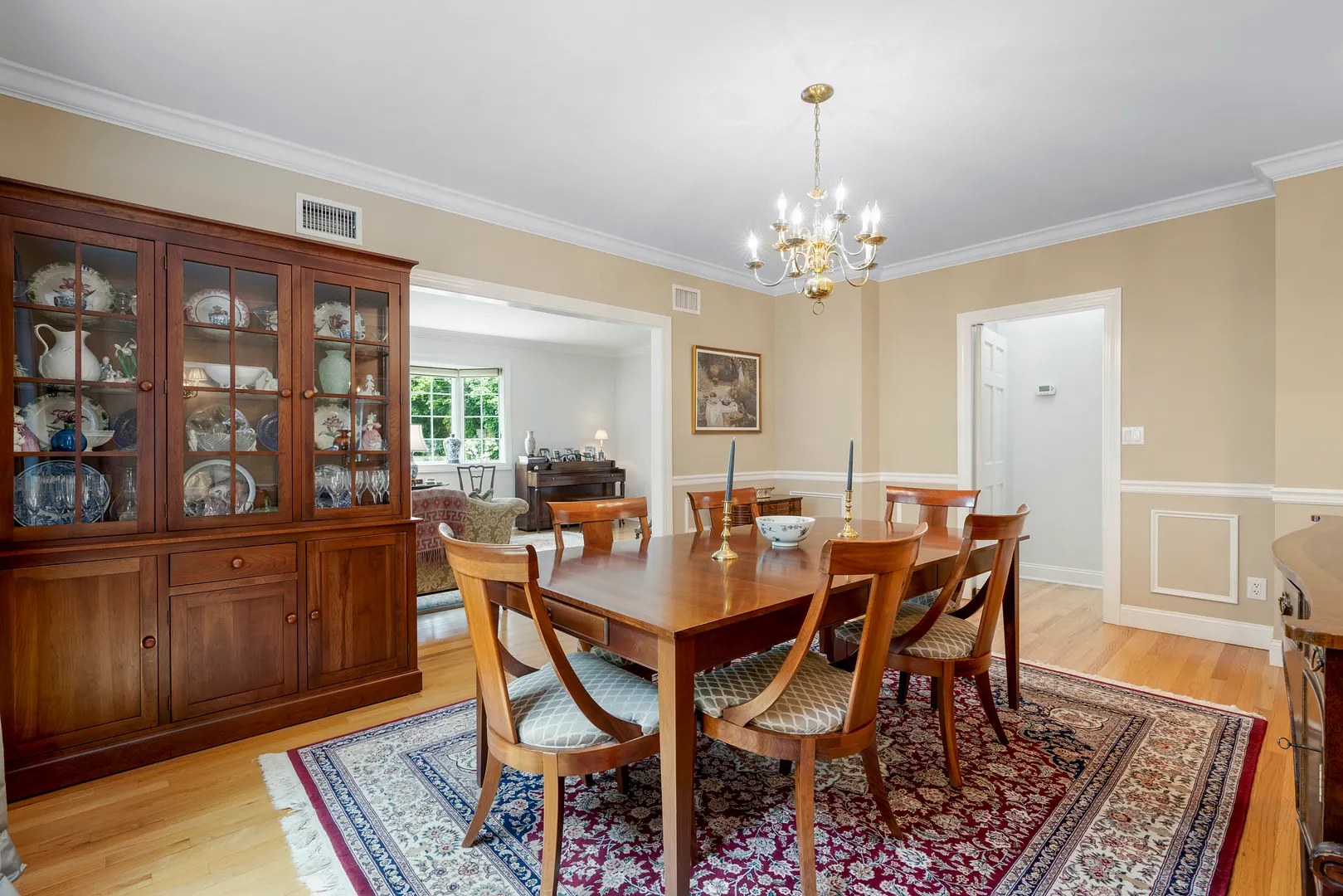 525 Carroll Avenue Photo 7