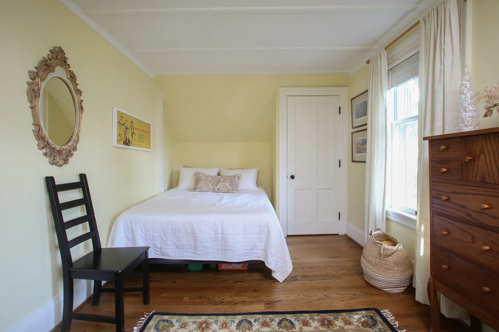55 Marion Ave Photo 22