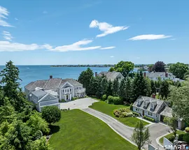 279 Saugatuck Avenue