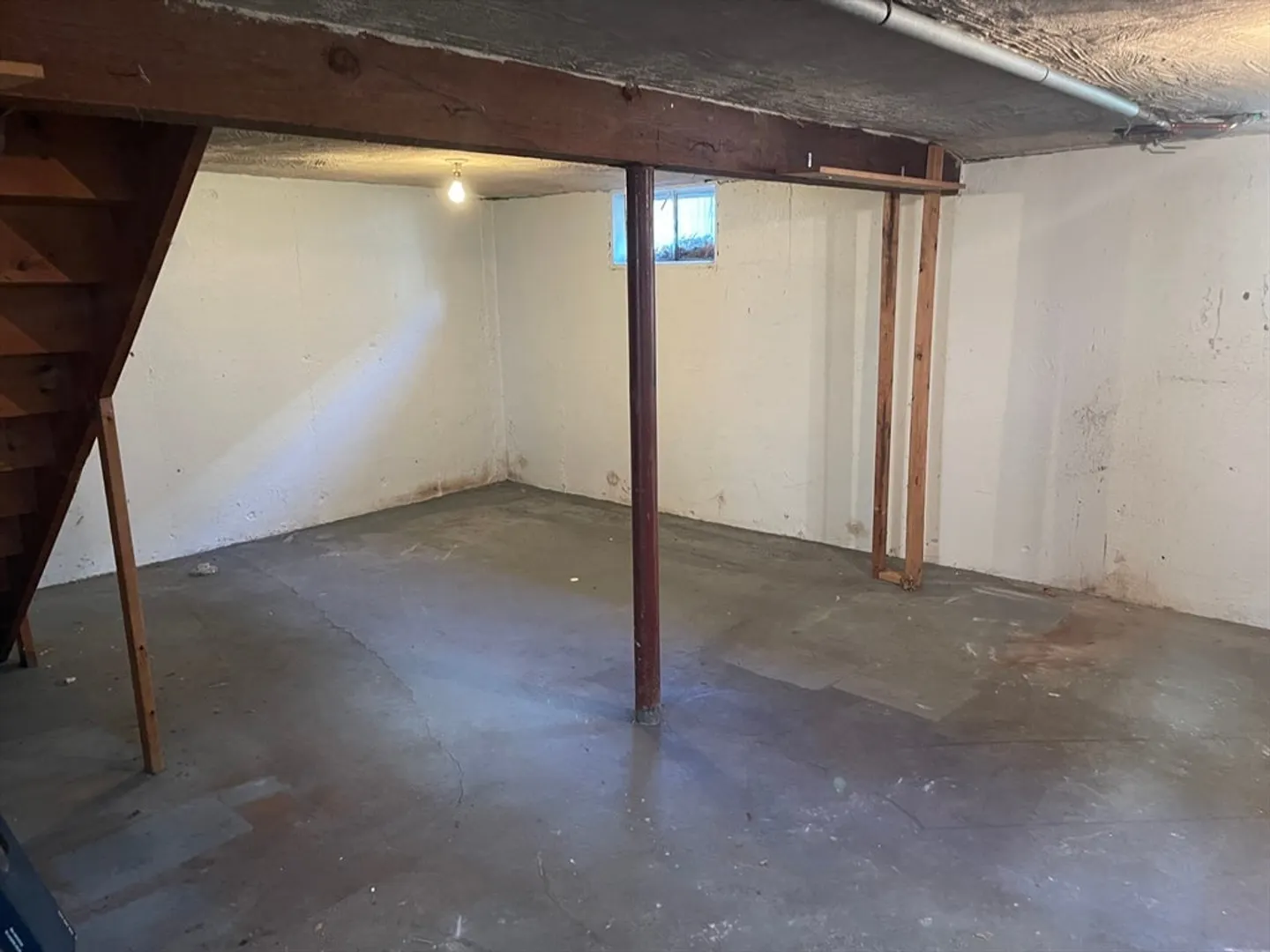 32 Mason Ave Photo 12