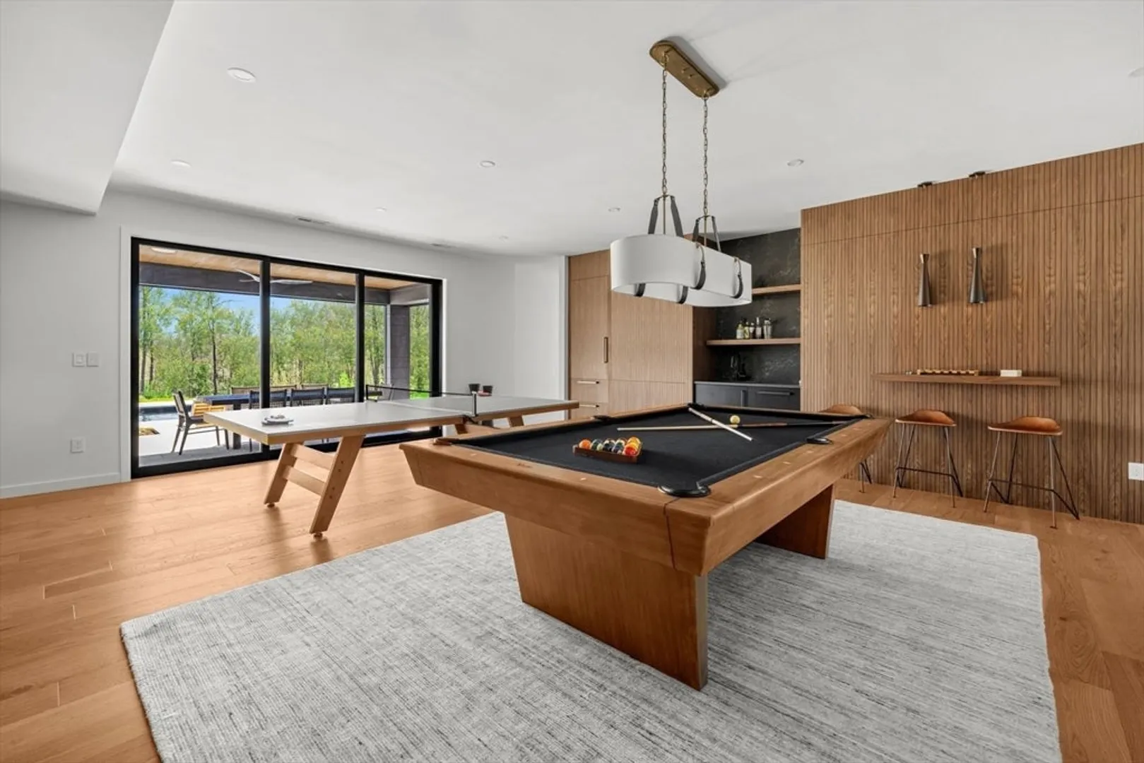 61 Green Avenue Photo 23
