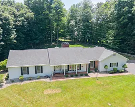 28 Wintergreen Hill Road