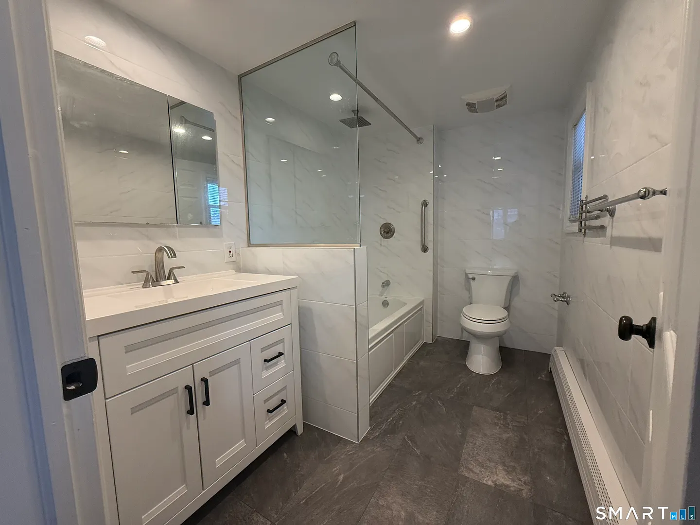 Stamford Rental Photo 10