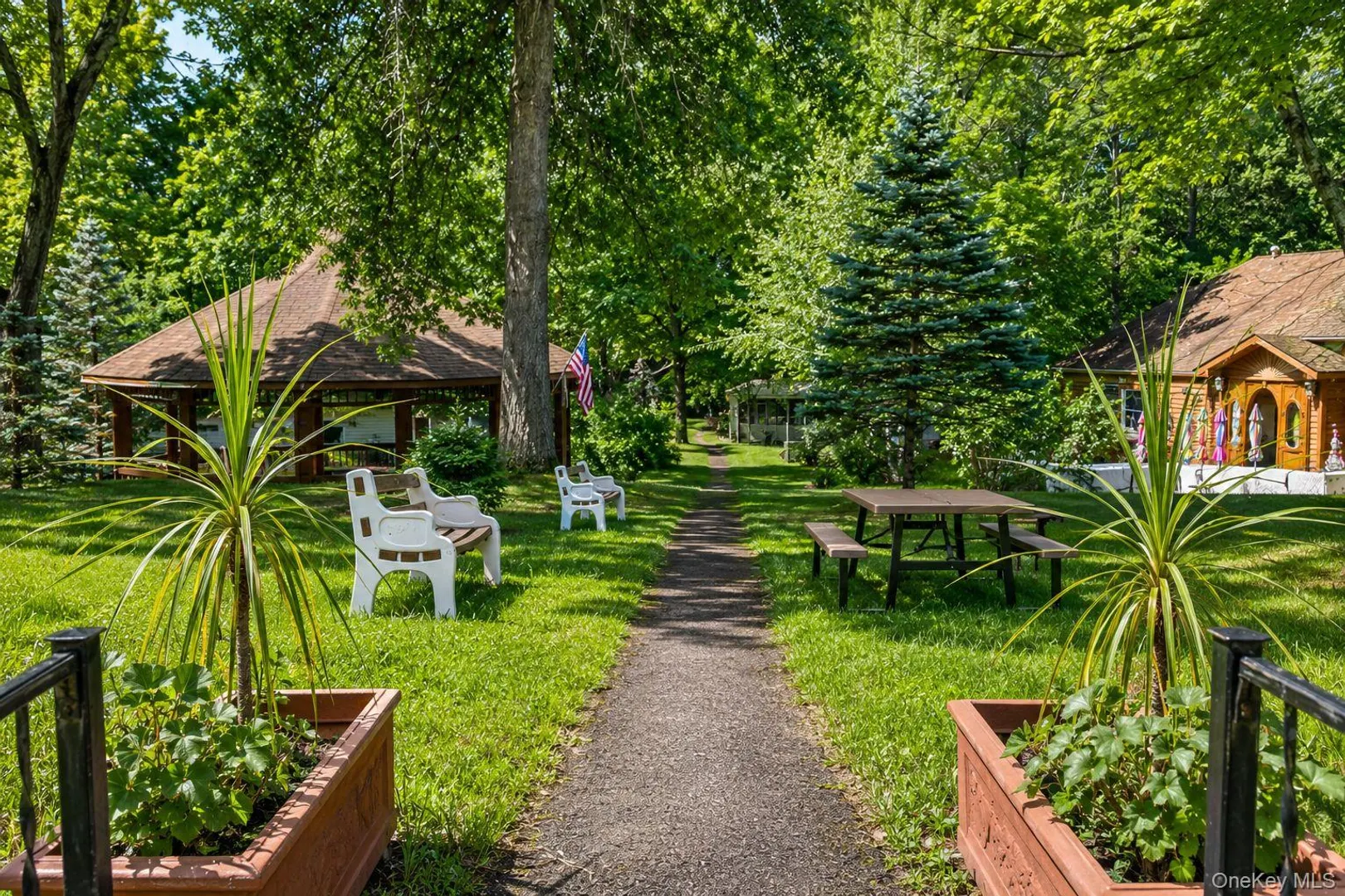 9 Solway Road Photo 12