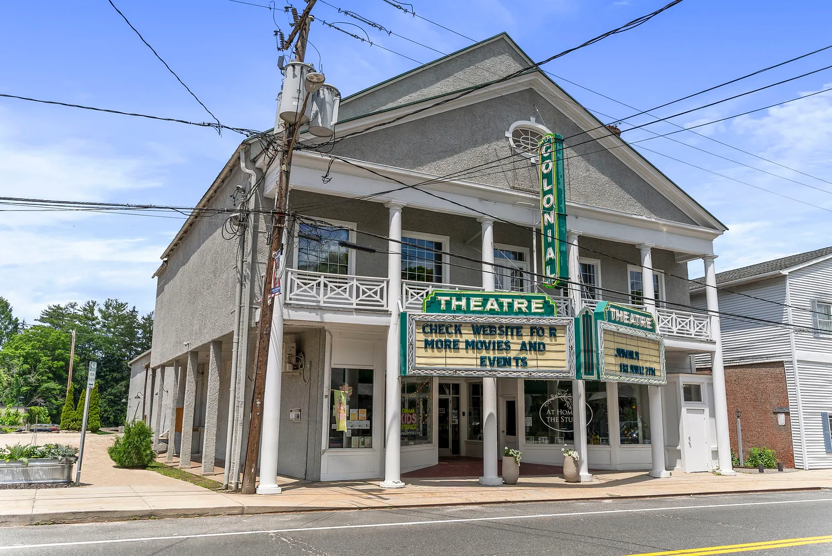 27 Railroad Street Photo 2