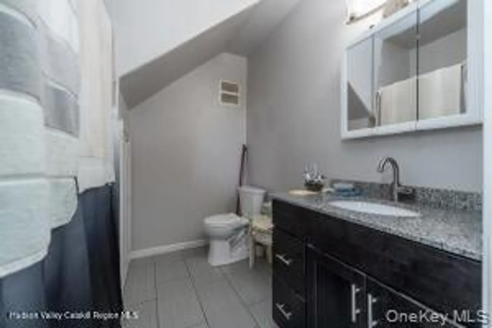666 Broadway Photo 33