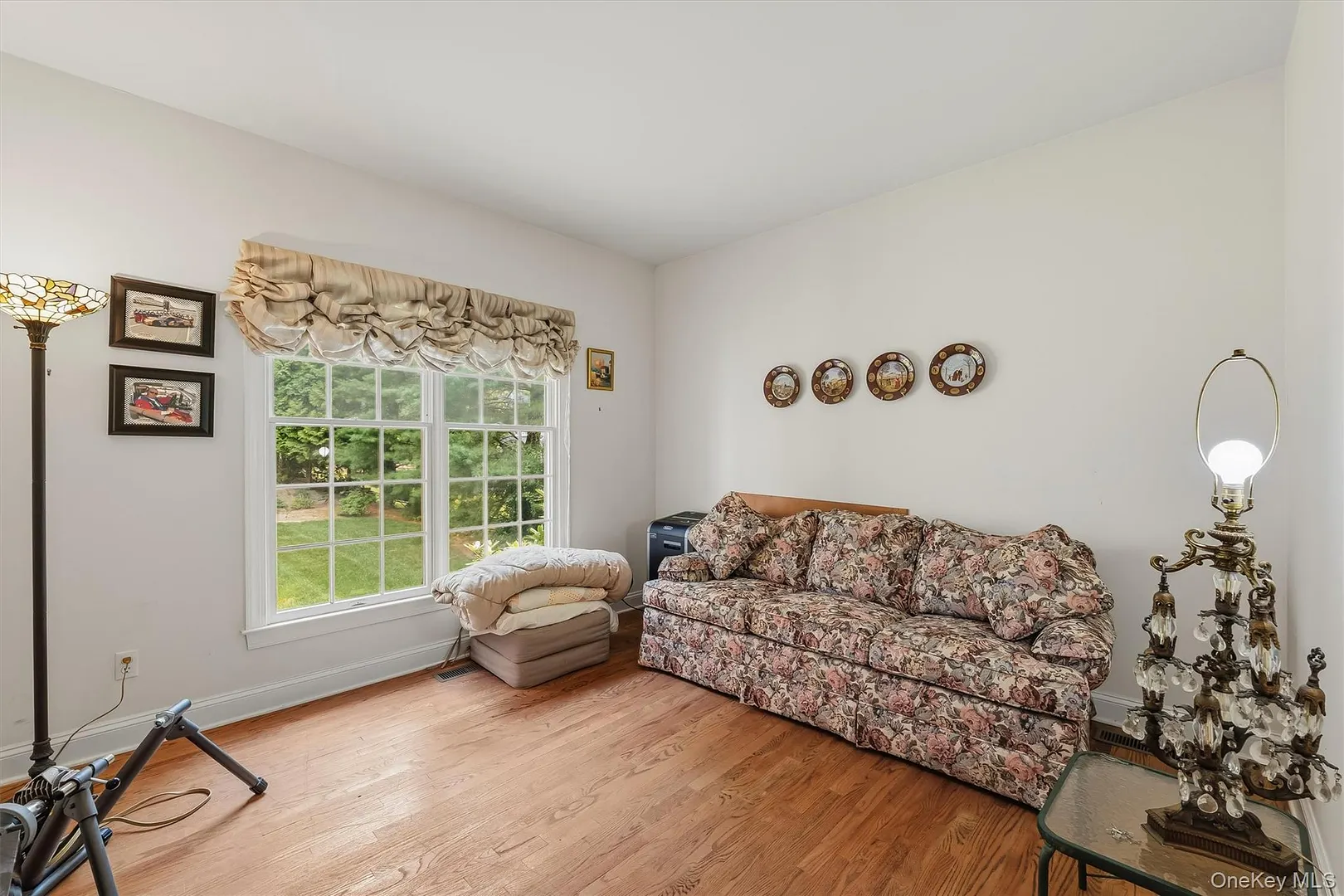 143 Euclid Avenue Photo 10