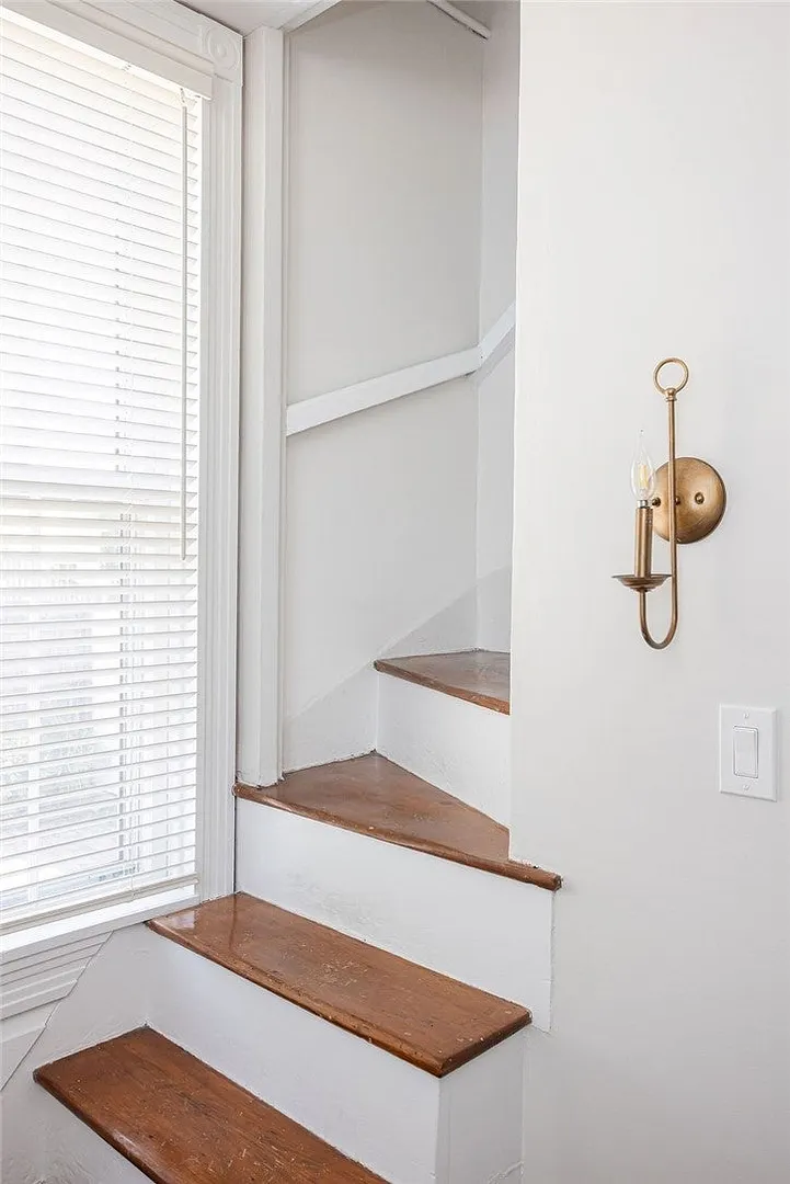 43 Poplar Street Photo 39