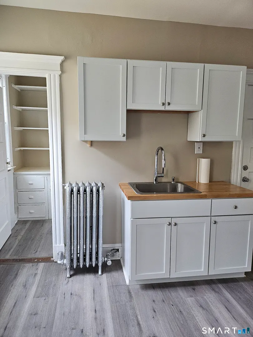 71 Campfield Avenue  #2nd floor Photo 10