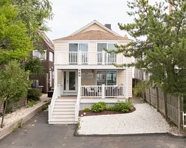 989 Fairfield Beach Road