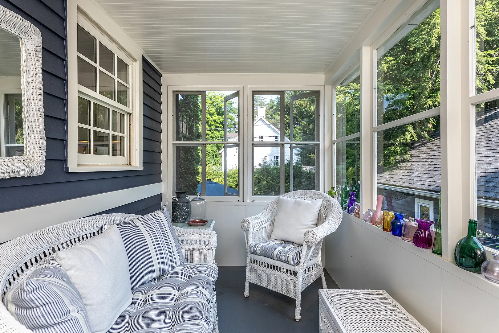 11 Pleasant Street Photo 29