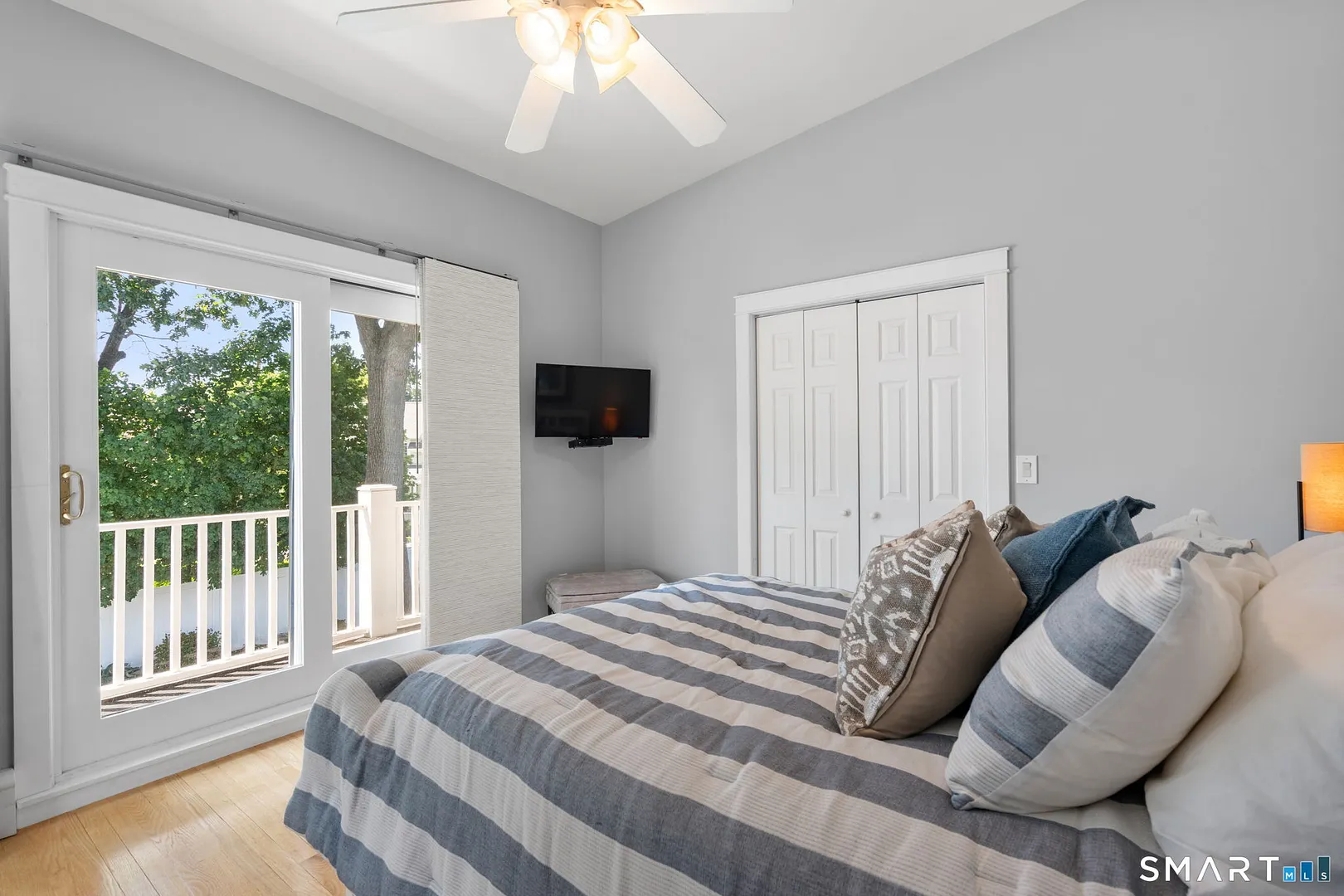 10 Marion Avenue Photo 15