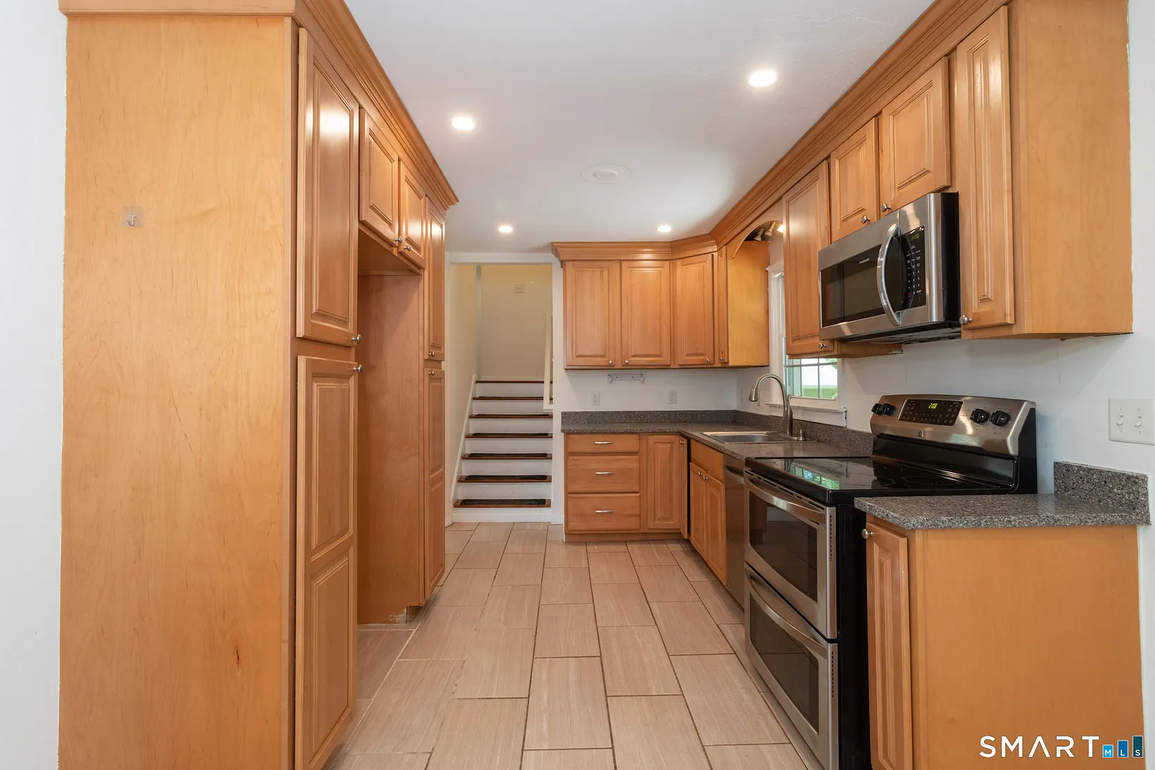 93 Long Island View Road Photo 7