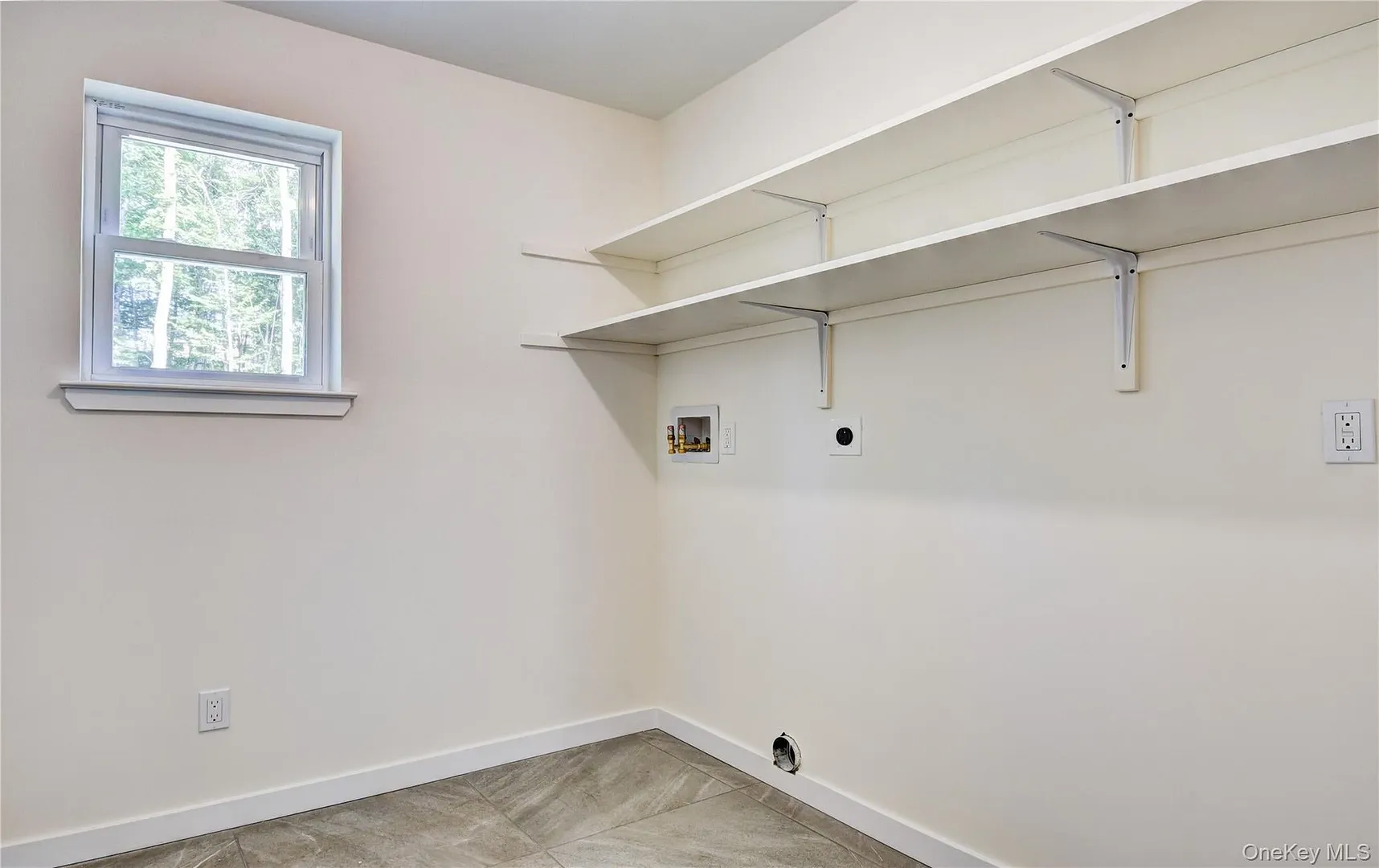 25 Tamarack Drive Photo 31