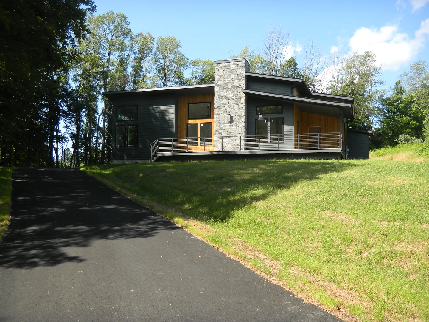 116 Weldon Court Photo 1