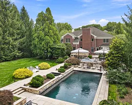48 Stonewall Circle