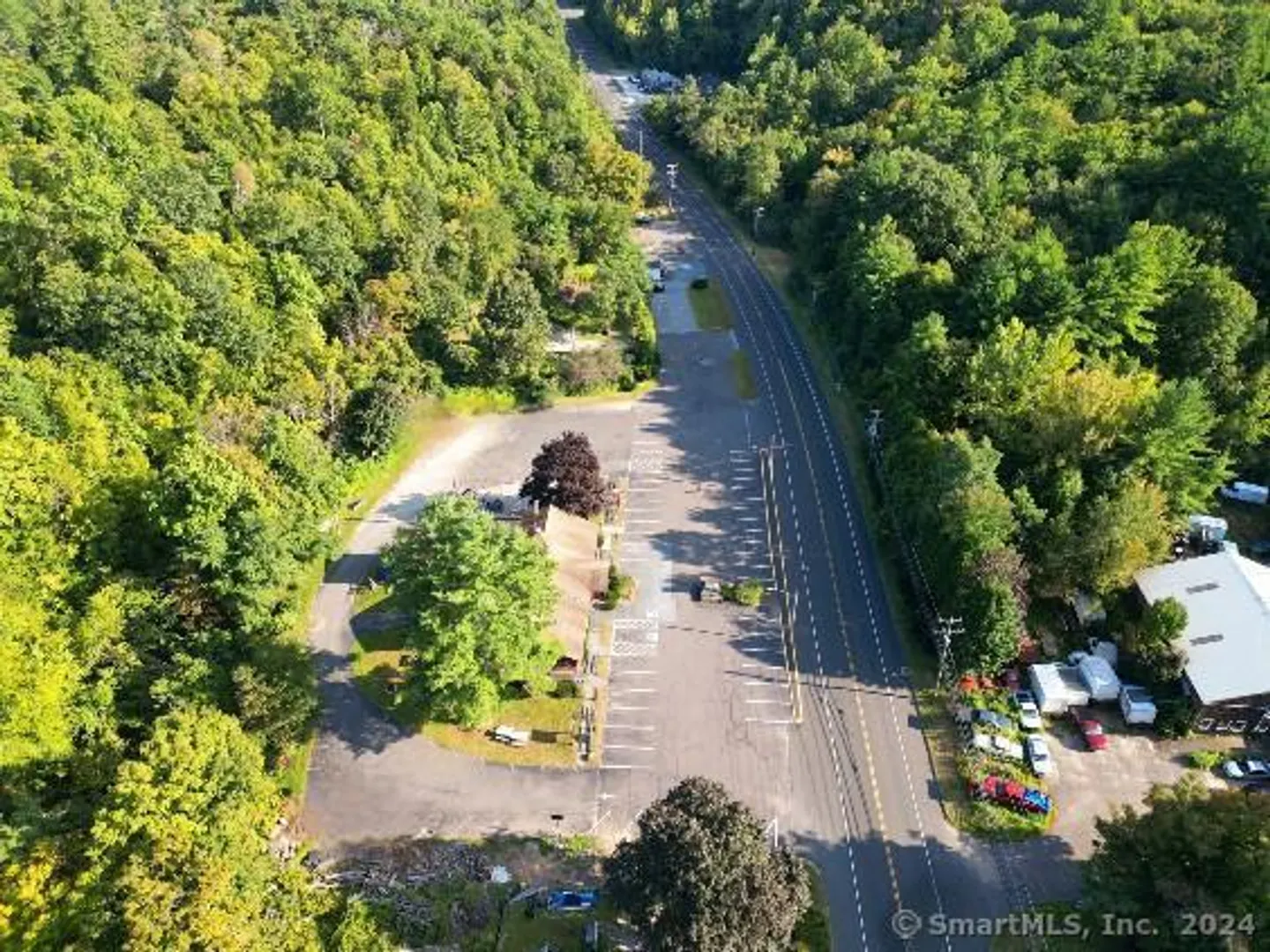 110 New Hartford Road Photo 7