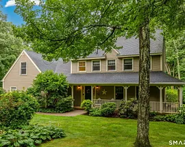 31 Knollwood Drive