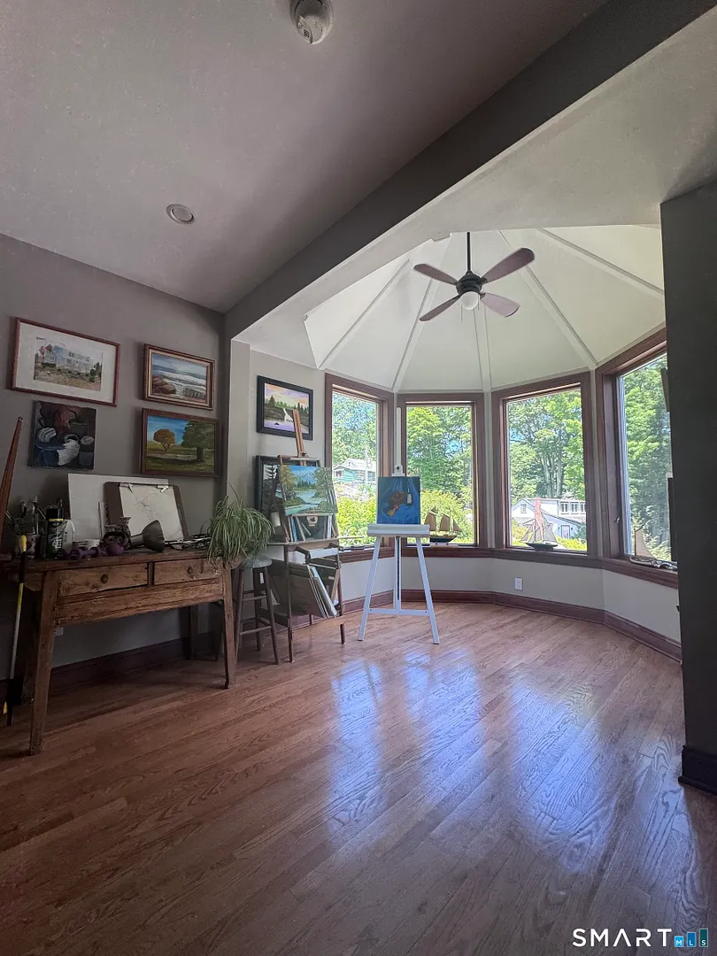 1 Oak Drive Photo 14