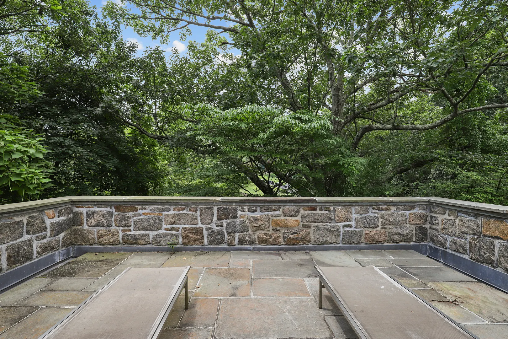 383 Woodlands Road Photo 25