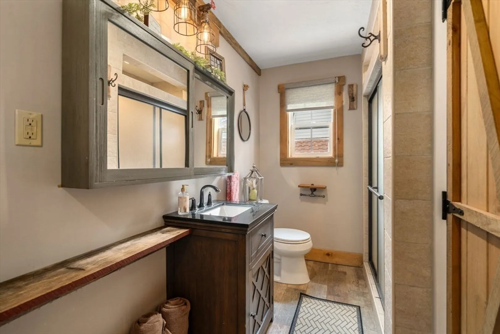 43 Ridge Way Photo 13