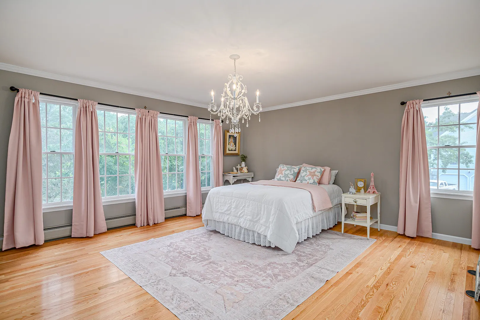 20 Laura Drive Photo 16