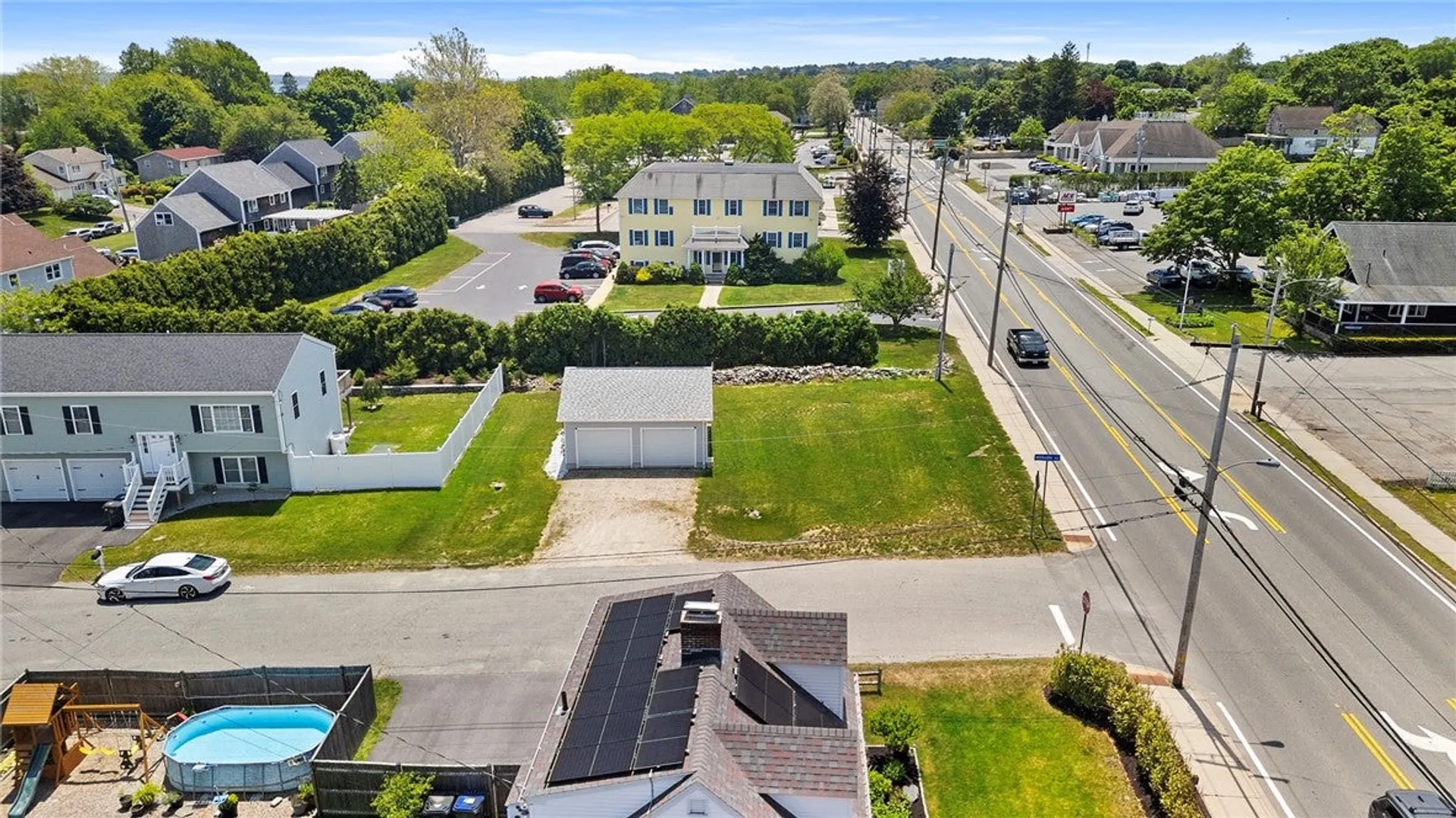 3055 East Main Road Photo 1