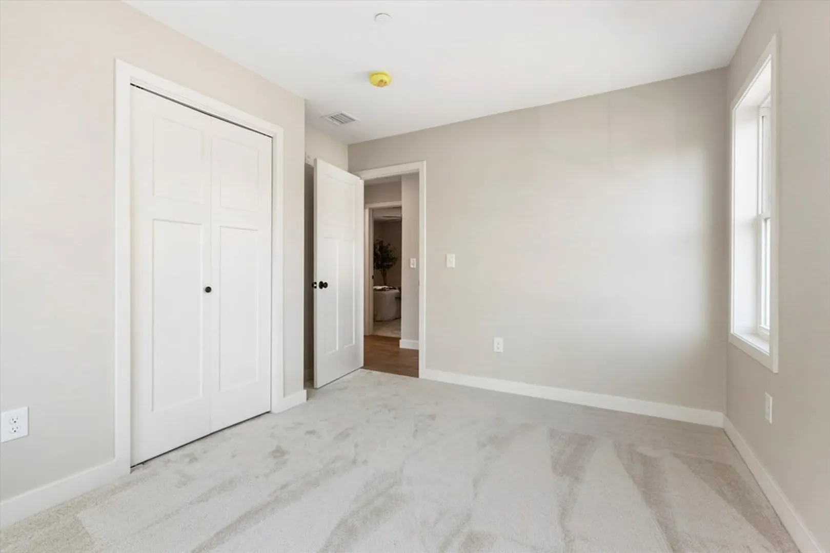 40 Filipe Way  #B Photo 28