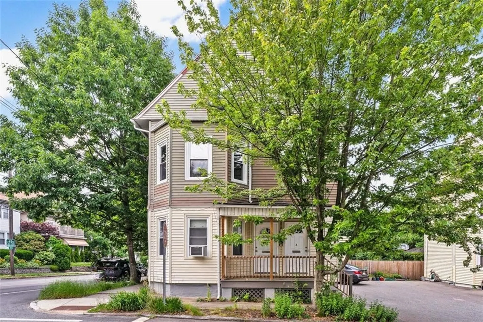 4 Poplar Street  #3 Photo 1