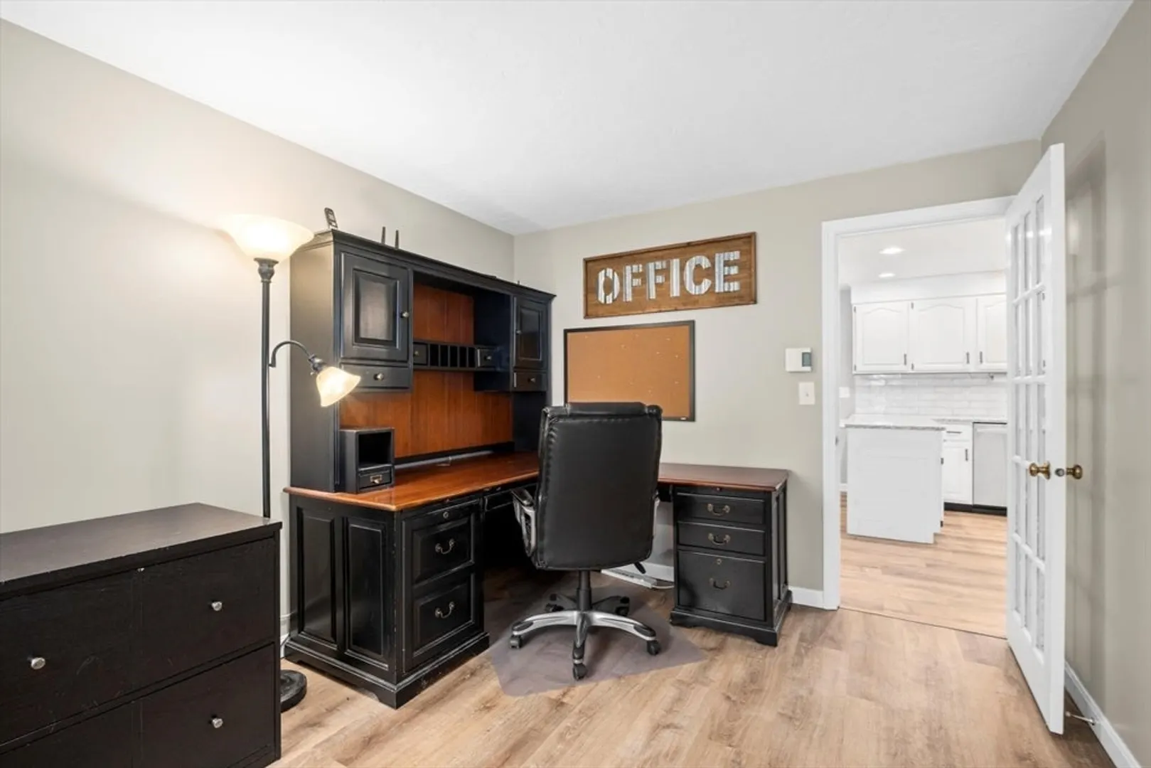 6 Guenther Drive Photo 31