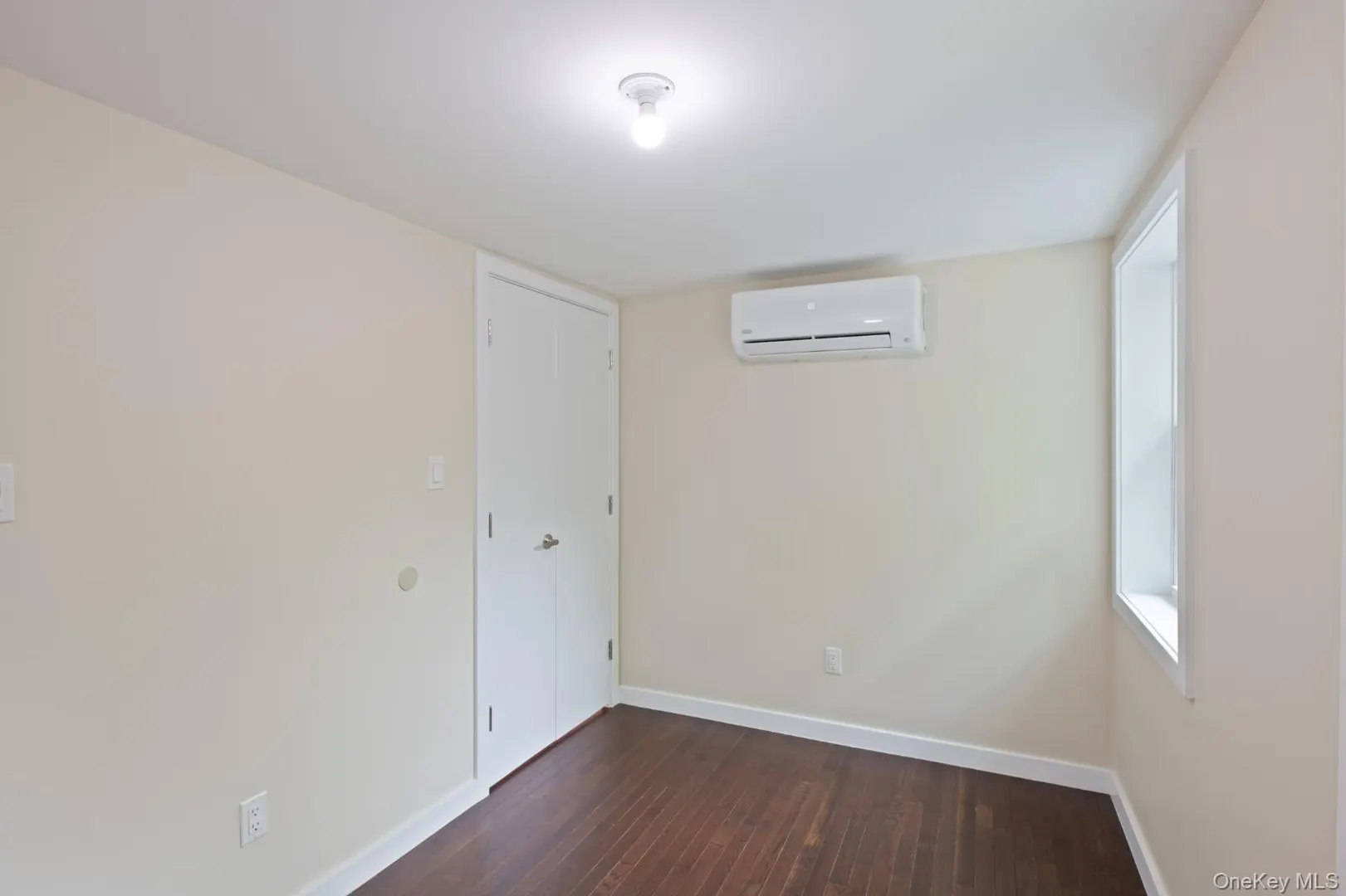 13 Ash Street Photo 26